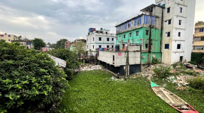 নারায়ণপুর খাল, চাঁদপুর, মতলব দক্ষিণ, খাল দখল, জলাবদ্ধতা, পরিবেশ দূষণ, নদী পুনরুদ্ধার, স্থানীয় সমস্যা, জনস্বাস্থ্য, খাল রক্ষা