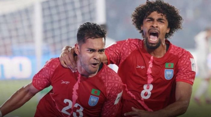 হামজা চৌধুরী, শমিত সোম, বাংলাদেশ ফুটবল, ভারত বাংলাদেশ ম্যাচ, জাতীয় দল, এশিয়ান কাপ বাছাই, প্রবাসী ফুটবলার, কায়সার হামিদ, চুন্নু