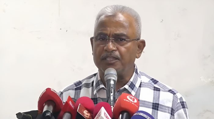 মোয়াজ্জেম হোসেন আলাল, জামায়াত ইসলামি, বিএনপি, মানবতাবিরোধী অপরাধ, জাতীয় প্রেসক্লাব, রাজনীতি, শিবির, নিষিদ্ধ